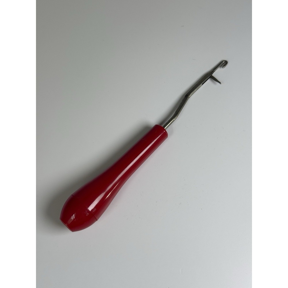 Vintage Boye Latch Hook Tool Red Handle Rug Making Knitting Crochet Craft 6"